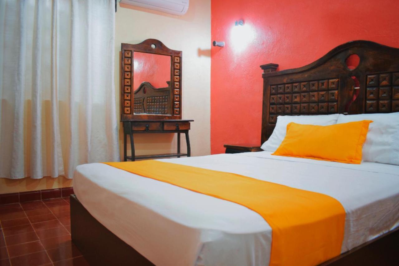 Hotel Casa Rico Valladolid  Exteriér fotografie